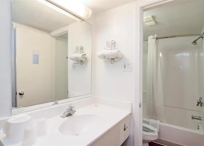 6 Tempe, Az Phoenix Airport Priest Dr Hotel 2*